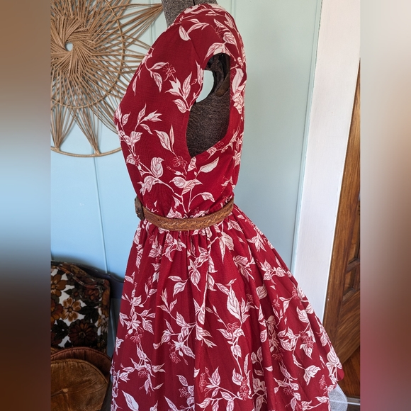 Vintage Red Floral Dress - Picture 5 of 8